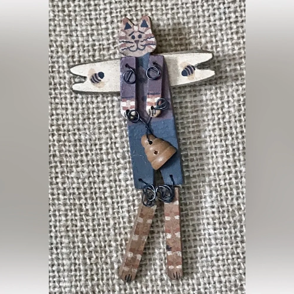 Angel Cat w Beehive Pin Hinged Arms Legs Rustic Folk Art Cottage Core Farmhouse